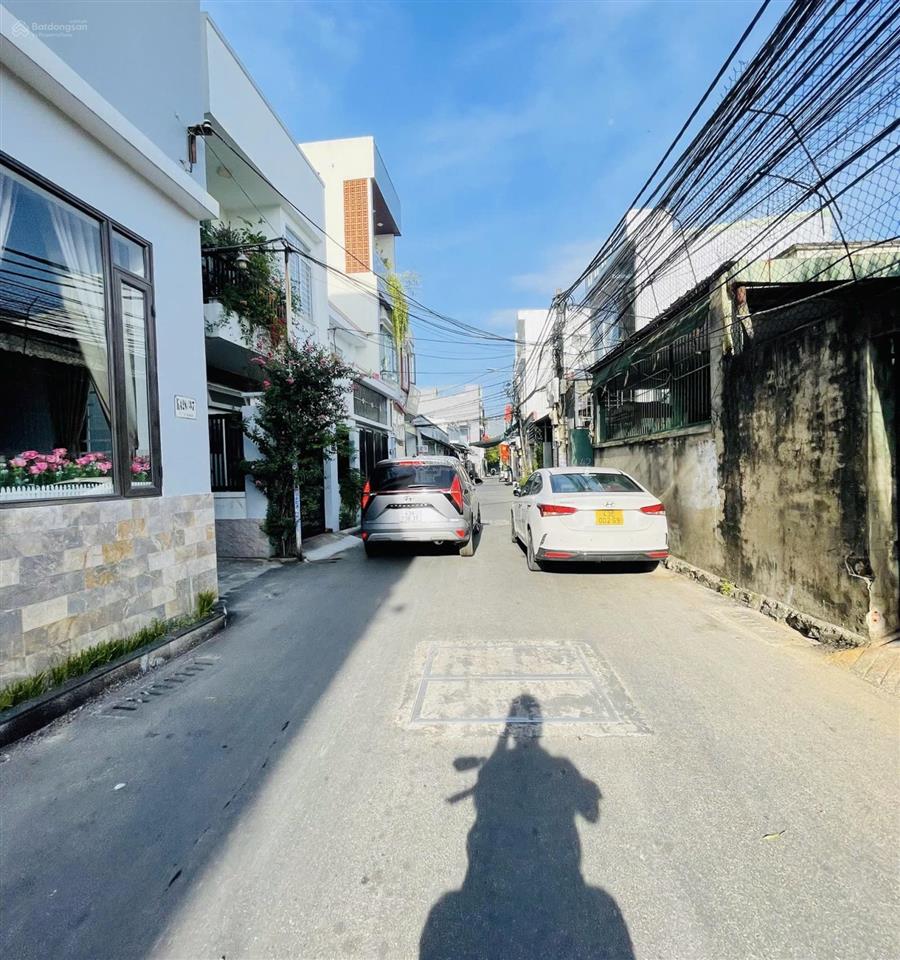 Chính chủ nhà tôn đản kiệt ô tô thông, nhà 2 tầng nội thất đầy đủ giá rẻ thích hợp đầu tư, cho thue