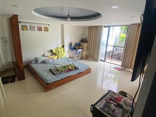 Bán nhà đẹp 3 tầng kiệt 58 ông ích khiêm  tt thành phố có sân chung thông thoáng  giá tốt