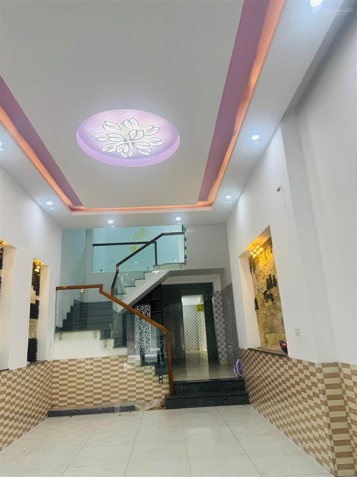 Cần bán nhà 2 tầng mt đường 10,5m  huỳnh ngọc huệ  p. thanh khê  vị trí kinh doanh tốt  giá rẻ