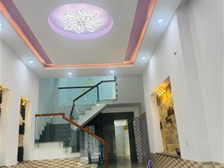 Cần bán nhà 2 tầng mt đường 10,5m  huỳnh ngọc huệ  p. thanh khê  vị trí kinh doanh tốt  giá rẻ