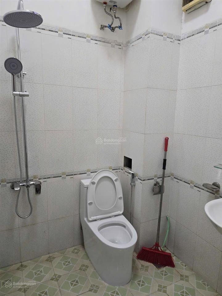 Bán gấp  nhà 2 tầng đường 10,5m trịnh công sơn  p. hoà cường  giá cực tốt  gọi lê minh