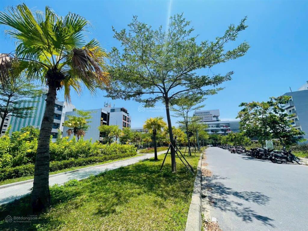 Cần chuyển nhượng gấp lô góc 320m2 mặt tiền công viên khu fpt đà nẵng giá siêu hấp dẫn