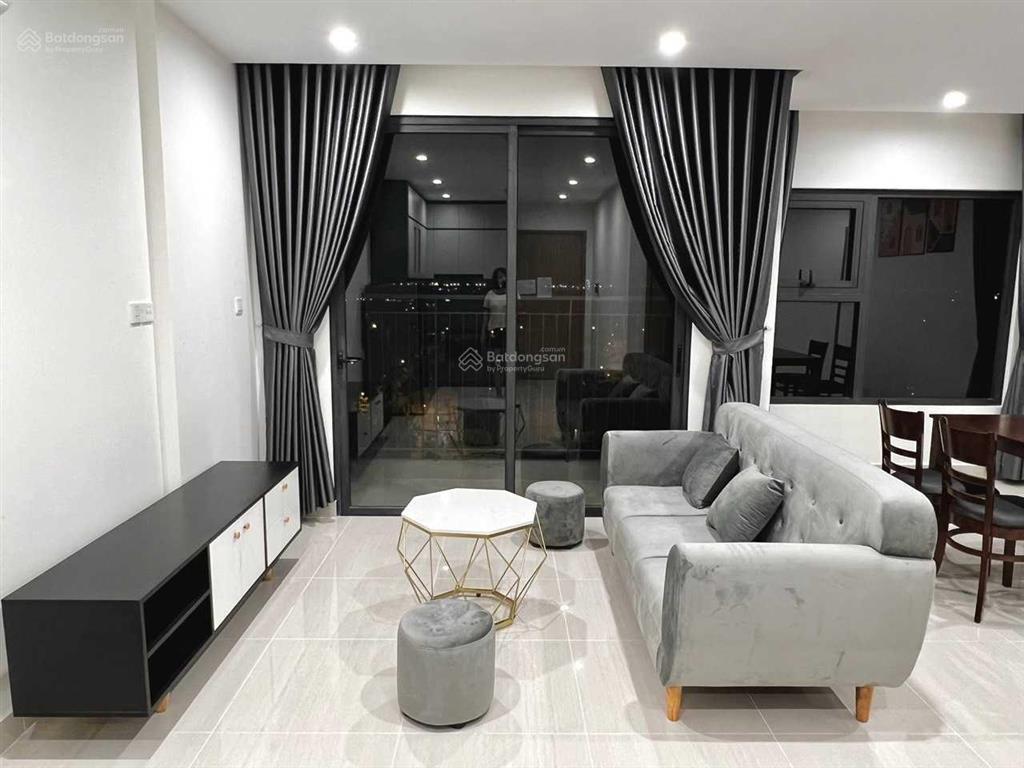 Bán gấp căn hộ vinhomes grand park quận 9. đã có sổ hồng