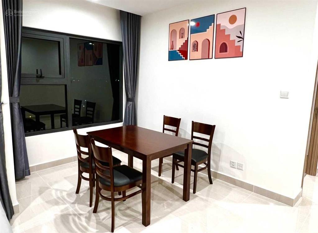 Bán gấp căn hộ vinhomes grand park quận 9. đã có sổ hồng