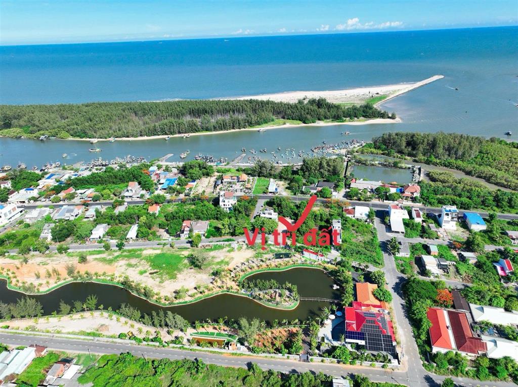 Lô đất biệt thự đối diện công viên cách biển 200m chỉ 2,85 tỷ