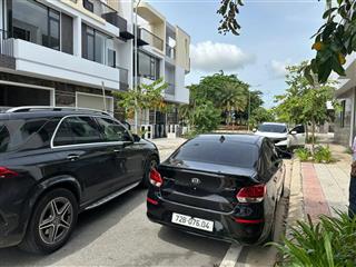 Cần cho thuê nhà thô hoàn thiện bên ngoài thuộc the ligh city. p12. tp vũng tàu