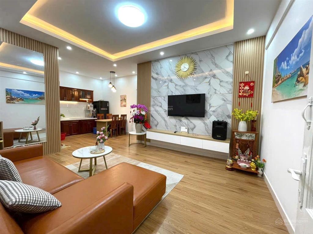 Bán căn hộ lakeside 2pn giá 2.550 tỷ.  0909 638 ***