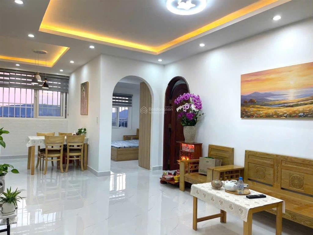Bán căn hộ lakeside  2pn  full nội thất  nhà đẹp  0933 689 ***