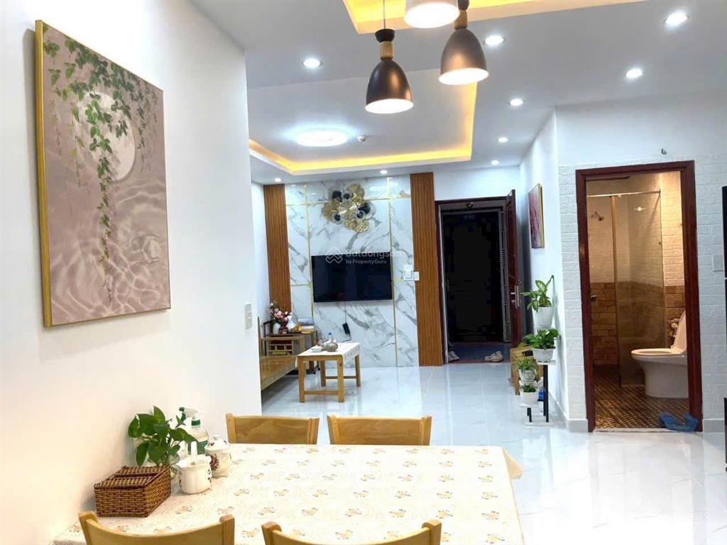 Bán căn hộ lakeside  2pn  full nội thất  nhà đẹp  0933 689 ***