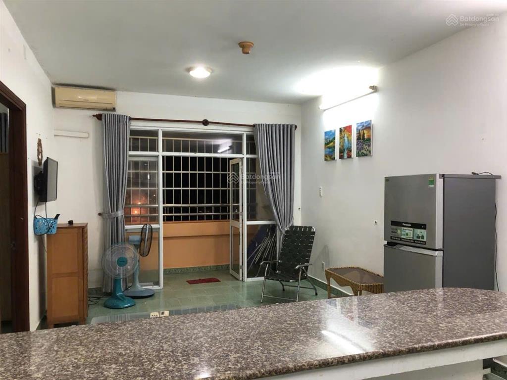 Cho thuê căn hộ seaview 1 phòng ngủ 1 wc 1 phòng bếp, giá 5 triệu/tháng,  0933 689 ***