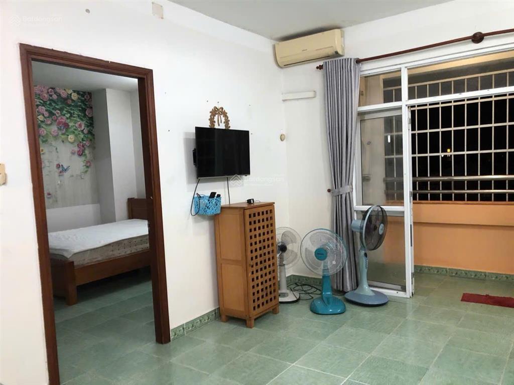 Cho thuê căn hộ seaview 1 phòng ngủ 1 wc 1 phòng bếp, giá 5 triệu/tháng,  0933 689 ***