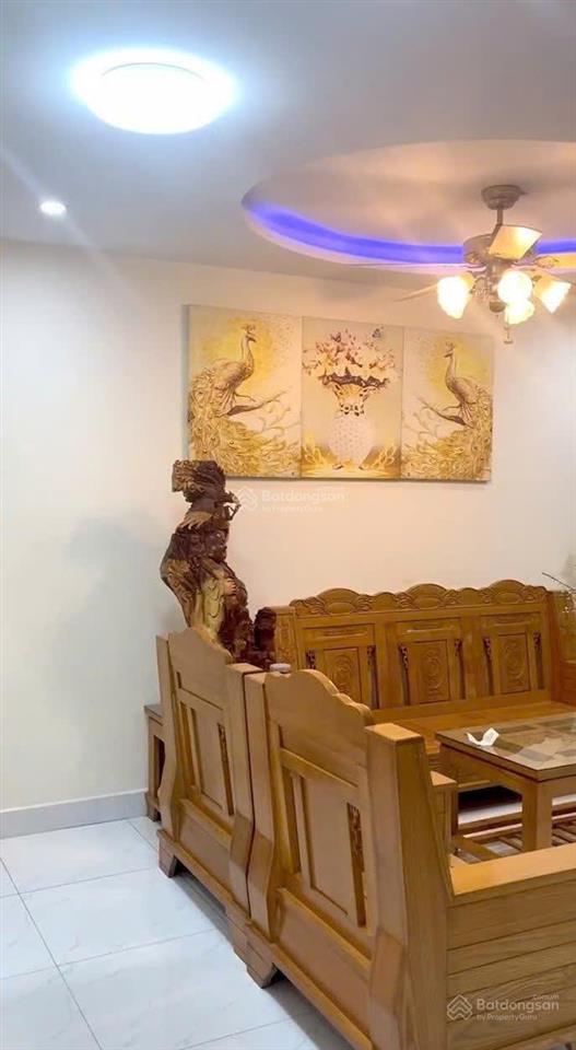 Cho thuê căn hộ seaview vt 3pn, 2wc nhà sạch đẹp giá 9 triệu/tháng vui lòng  0933 689 ***