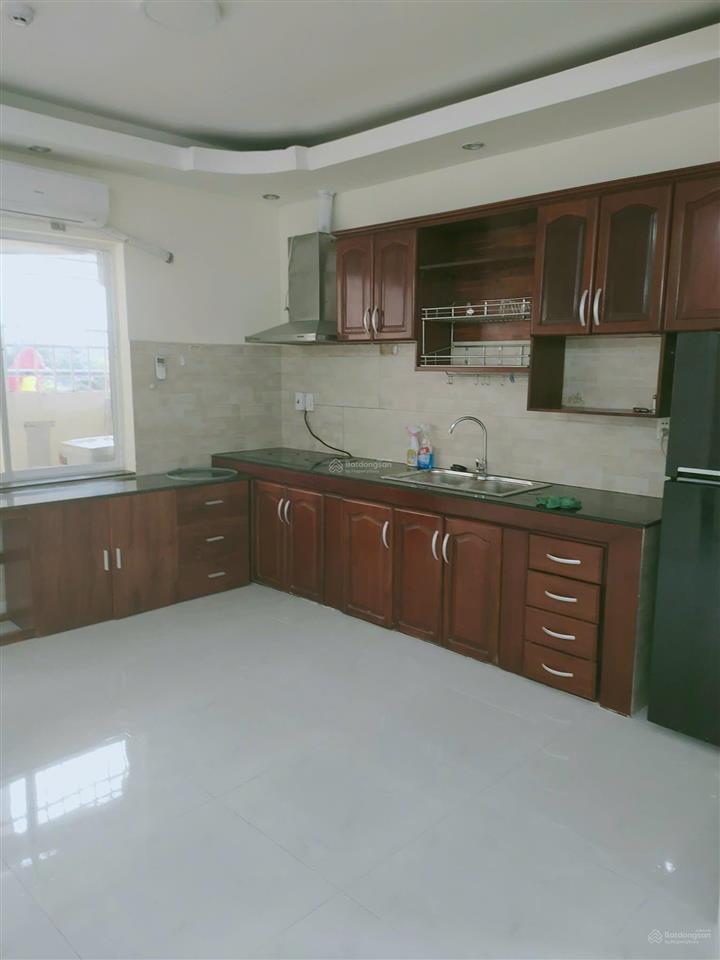 Bán căn hộ lakeside vt, dt 71m² 2 pn, 1 wc nội thất. giá 2 tỷ 220 tr  phương năm 0933 689 ***