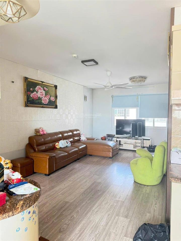 Cho thuê căn hộ lakeside 96m2 2pn, 2wc, thoáng mát, giá thuê 6,5 triệu/tháng  0933 689 ***