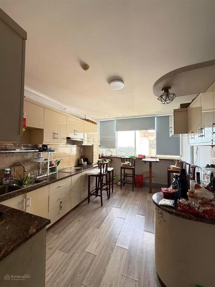 Cho thuê căn hộ lakeside 96m2 2pn, 2wc, thoáng mát, giá thuê 6,5 triệu/tháng  0933 689 ***