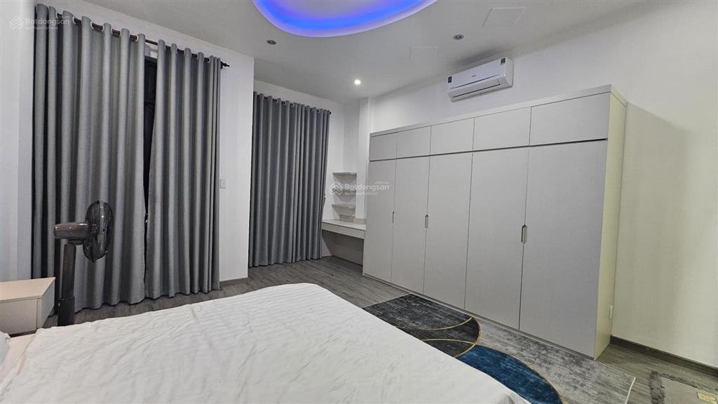 Bán nhà đẹp hẻm phan chu trinh, có thang máy, đầy đủ nội thất, gần biển giá tốt, có hợp đồng thuê.