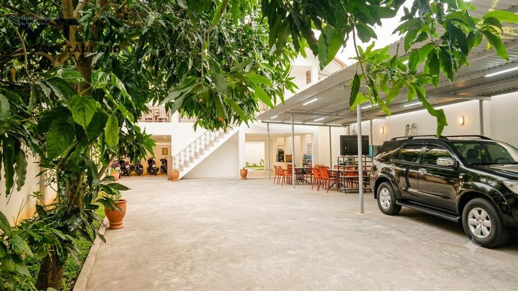 Bán nhà đất hẻm lớn đường bacu,dt 355m2, vuông vức, hướng đông bắc, gần bãi trước, nhà có sân rộng.