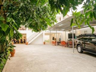 Bán nhà đất hẻm lớn đường bacu,dt 355m2, vuông vức, hướng đông bắc, gần bãi trước, nhà có sân rộng.