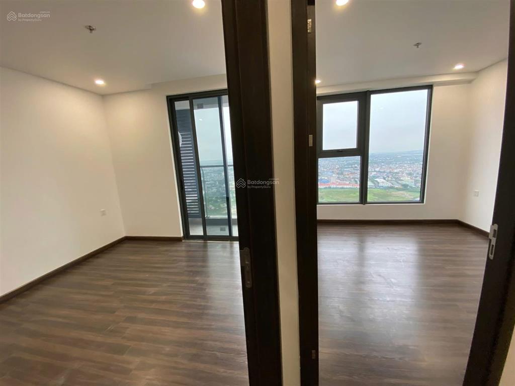 Chính chủ gửi bán căn góc ch19 tầng trung có bìa giá tốt