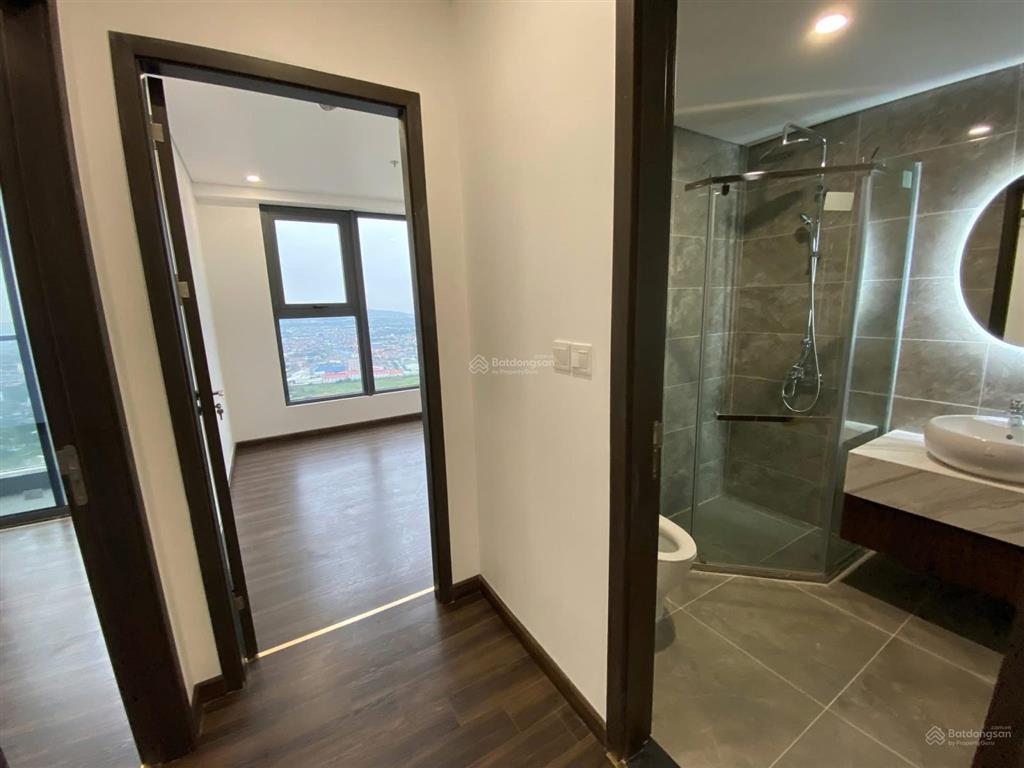 Chính chủ gửi bán căn góc ch19 tầng trung có bìa giá tốt