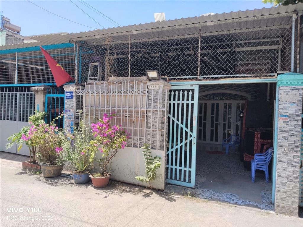 Bán nhà cấp 4  mặt tiền nhựa  chợ phước cơ  nhánh 30/4 p12  tp vt (p phước thắng  hcm)