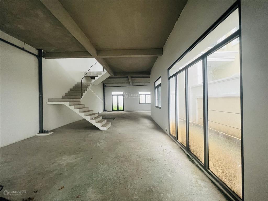 Bán biệt thự song lập verosa park, 1 căn hiếm có 230m2, 35 tỷ, thương lượng nhanh
