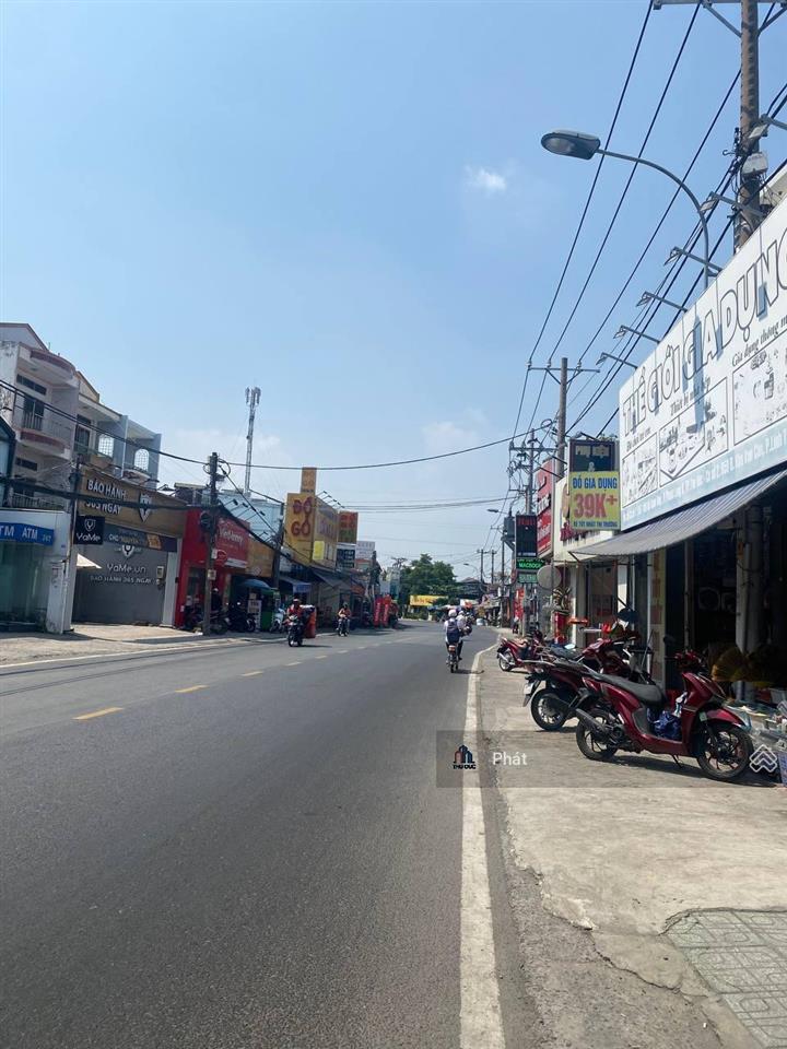 Mt đỗ xuân hợp giá chỉ hơn 100tr/m2 đất và nhà, quá rẻ đang cho thuê 60tr xây dựng mới hầm 7 tầng.