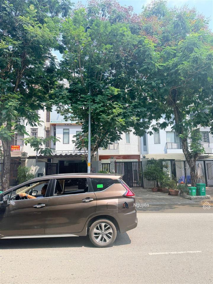 Rẻ nhất mt đường 30met mt huy cận thuộc kdc khang điền 6x26m 4 tầng sổ sách đầy đủ giá 20.49 tỷ