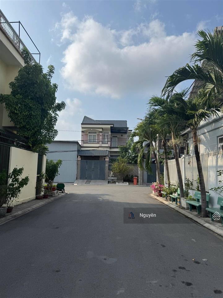 Ô đất 198m² khu bên sông gigamall  chủ gấp quá bán dưới giá thị trường ạ 18 tỷ về giá 15,8 tỷ