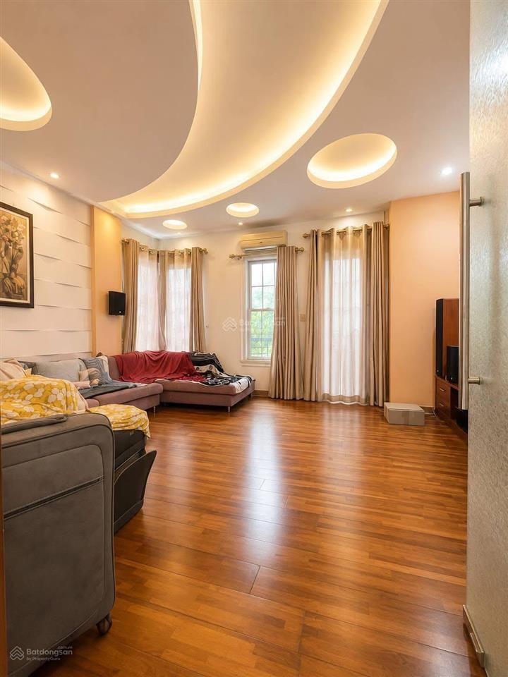 Rẻ hơn nhà hẻm! biệt thự 191m2 góc 2mt view sông kdc gia hòa full nội thất, rõ ràng không đăng ảo