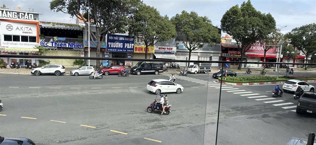 Cần bán nhanh lô đất mặt tiền lê văn lộc đường rộng khu kinh doanh buôn bán tốt