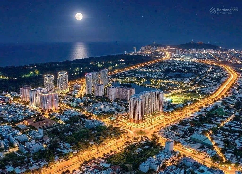 Căn hộ phoenix 1 phòng ngủ dt 52m2, vị trí đẹp và rất hiếm căn bán. tầng cao, cửa hướng đông nam