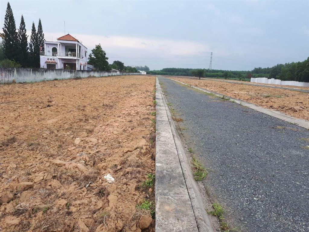 Chính chủ bán lô đất 897m2, giá 2,1 tỷ, sổ hồng riêng liền kề sân bay long thành