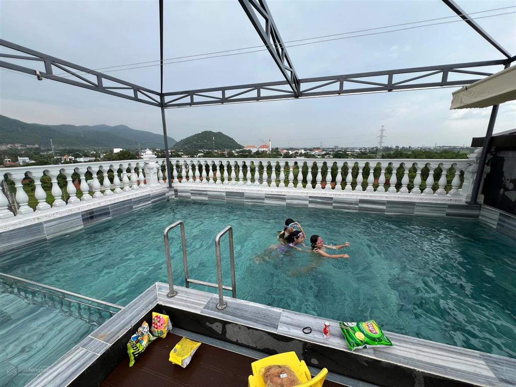 Bán căn nhà 6 tầng khách sạn one piece, giá 16 tỷ, hướng mặt tiền ql51, p. kim dinh, br (tphcm)