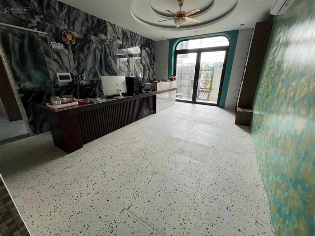 Bán căn nhà 6 tầng khách sạn one piece, giá 16 tỷ, hướng mặt tiền ql51, p. kim dinh, br (tphcm)