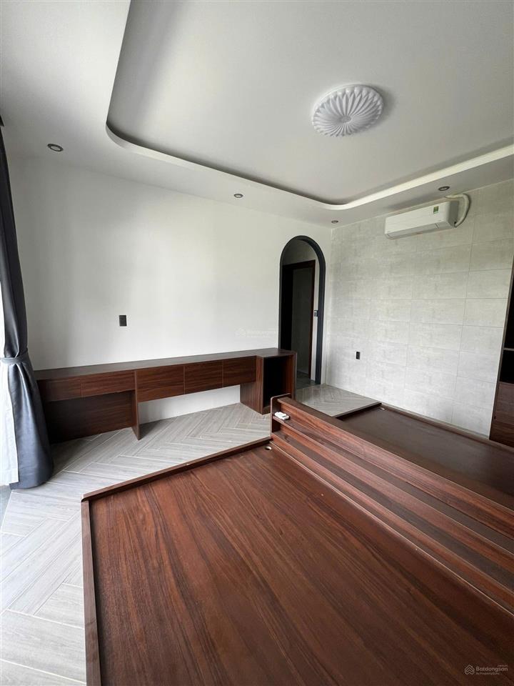 Bán căn nhà 6 tầng khách sạn one piece, giá 16 tỷ, hướng mặt tiền ql51, p. kim dinh, br (tphcm)