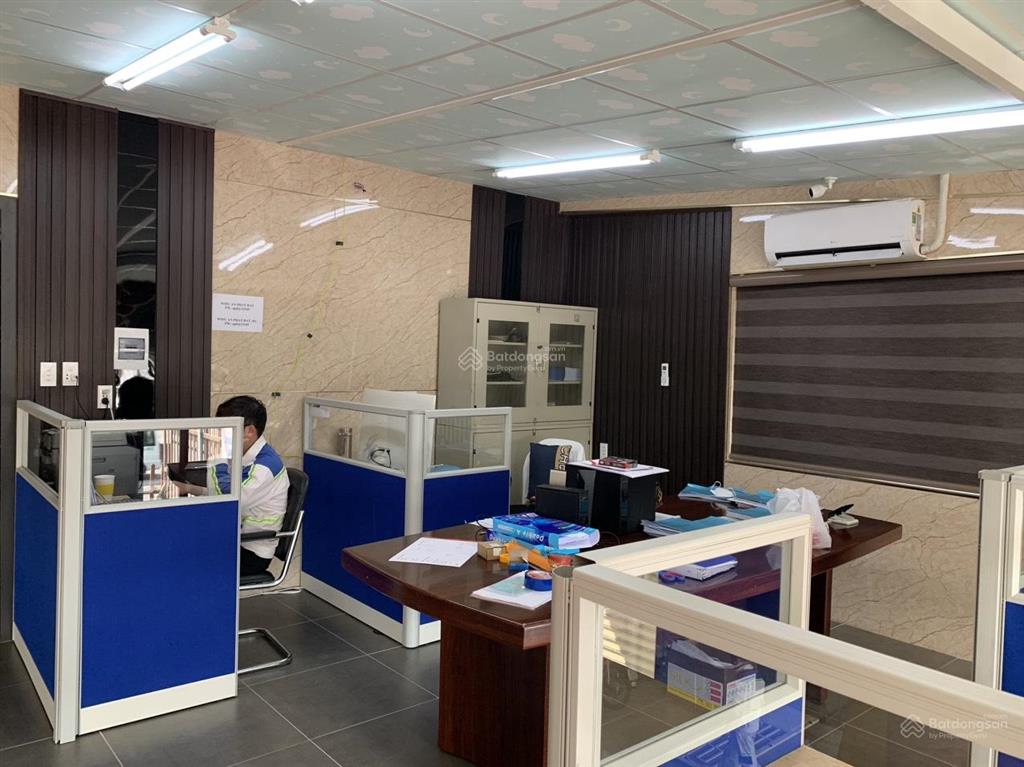 Bán nhà xưởng 15x35m đầy đủ công năng, văn phòng, cẩu trục, giá 9.5 tỷ, mặt tiền ql51, kim dinh br