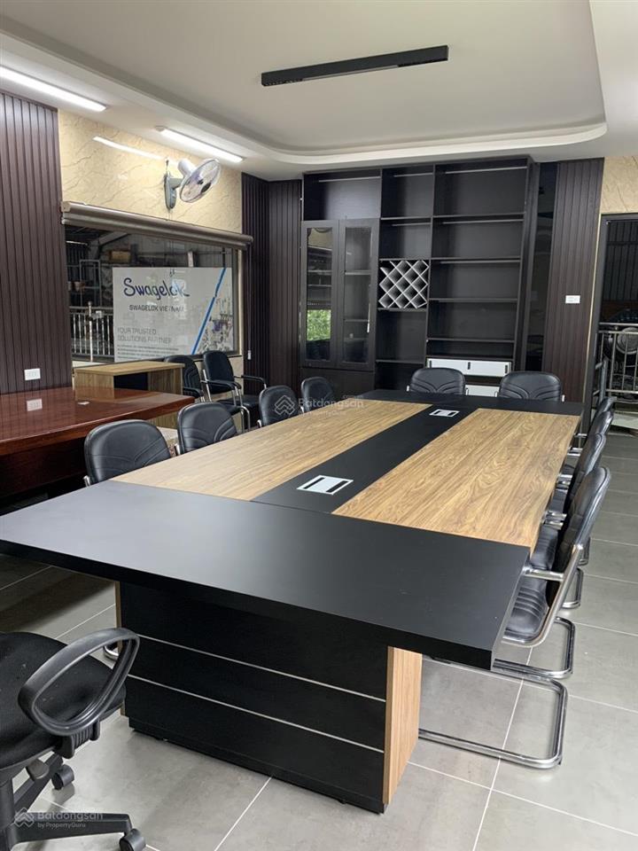 Bán nhà xưởng 15x35m đầy đủ công năng, văn phòng, cẩu trục, giá 9.5 tỷ, mặt tiền ql51, kim dinh br