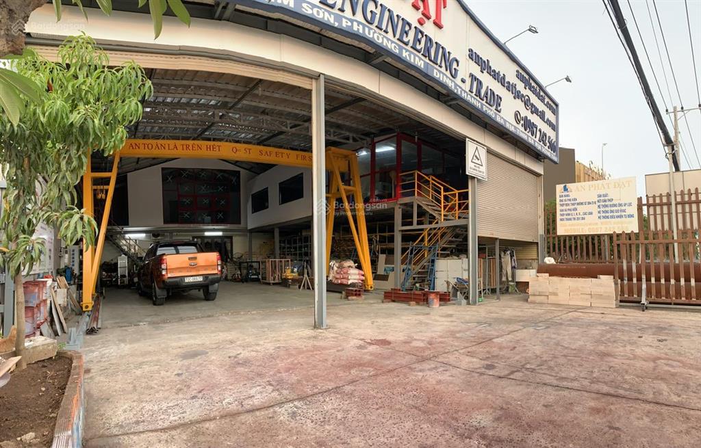 Bán nhà xưởng 15x35m đầy đủ công năng, văn phòng, cẩu trục, giá 9.5 tỷ, mặt tiền ql51, kim dinh br