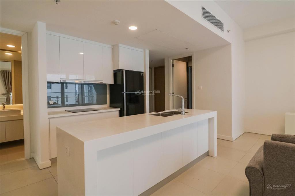 Cty kashome  chuyên bán gateway thảo điền  ban công 4 cánh rất đẹp