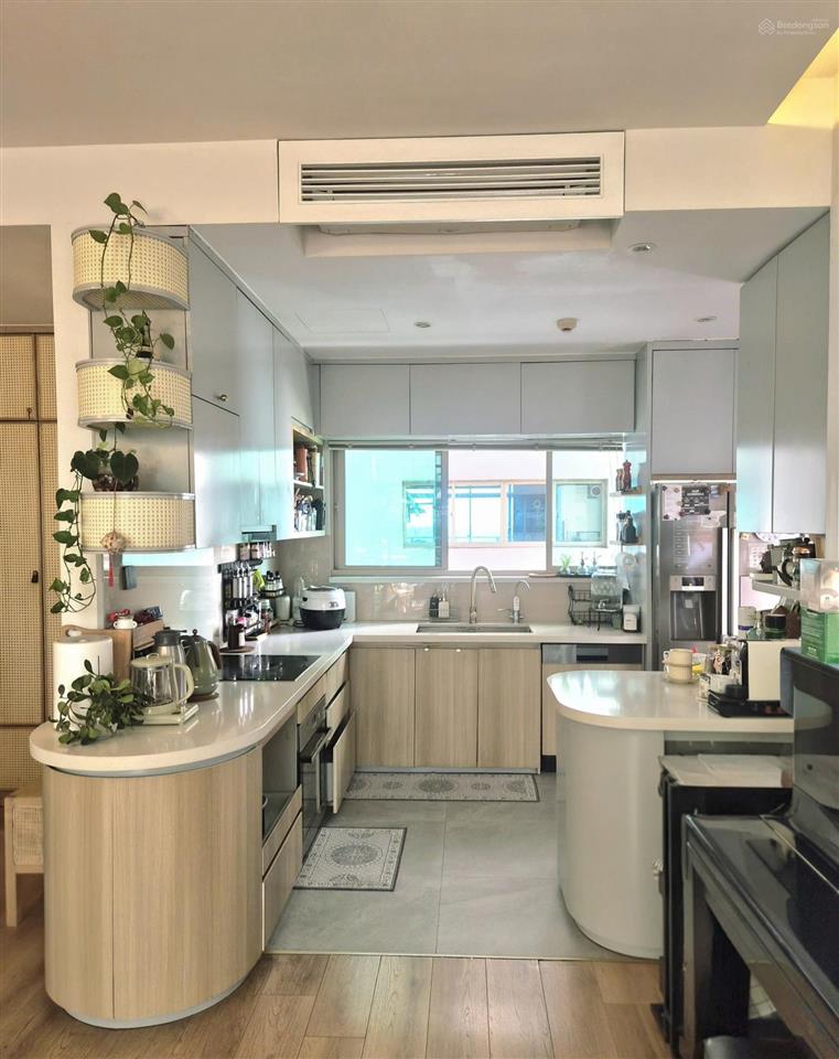 Cty kashome | chuyên the vísta | loại ban công rất đẹp  nội thất sang trọng  sổ hồng sẵn
