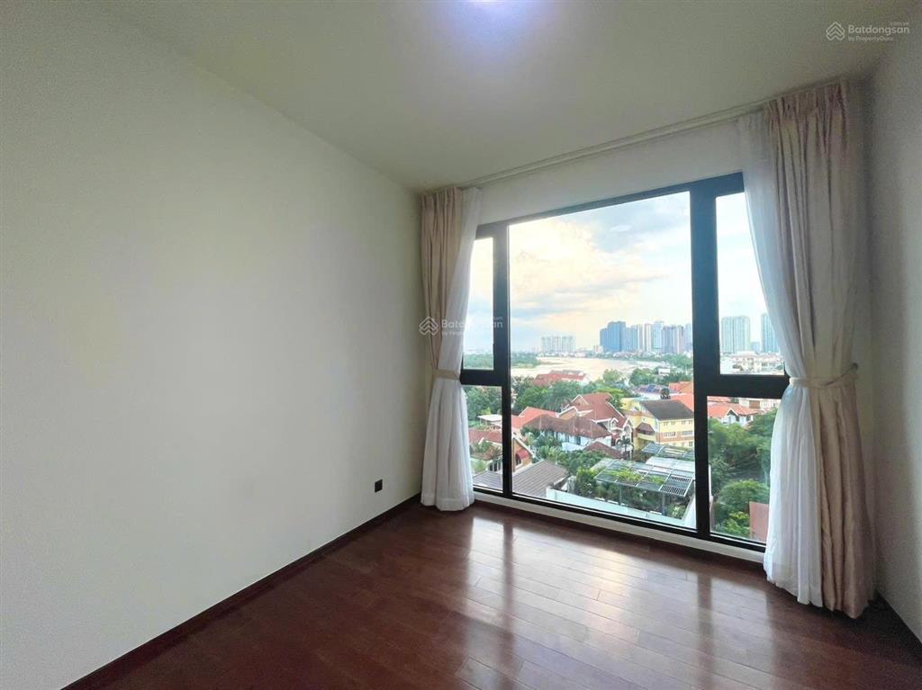 Công ty kashome  chuyên bán d'edge thảo điền  giỏ hàng rất đẹp & rẻ