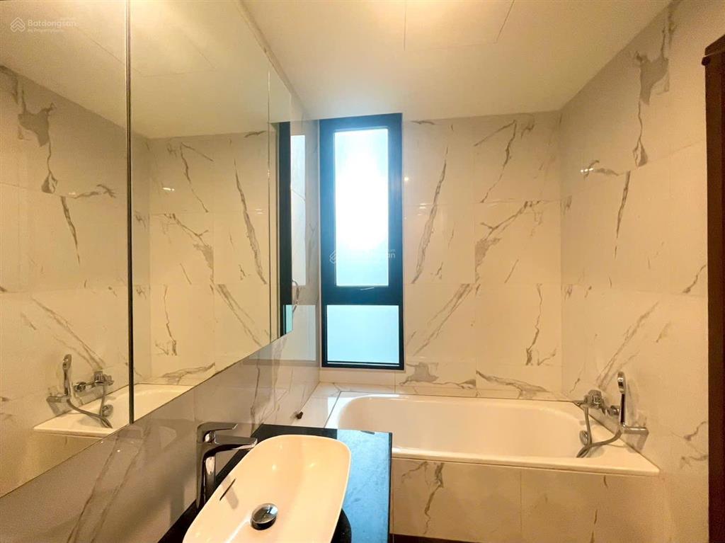 Công ty kashome  chuyên bán d'edge thảo điền  giỏ hàng rất đẹp & rẻ