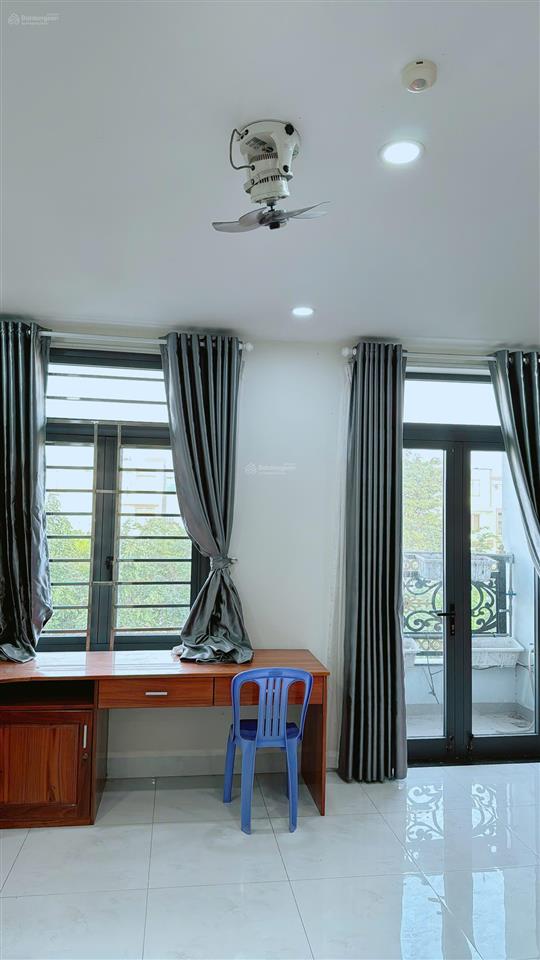Bán nhà phố kdc 13e intresco phong phú bình chánh cạnh trường đại học kinh tế giá siêu rẻ đón tết