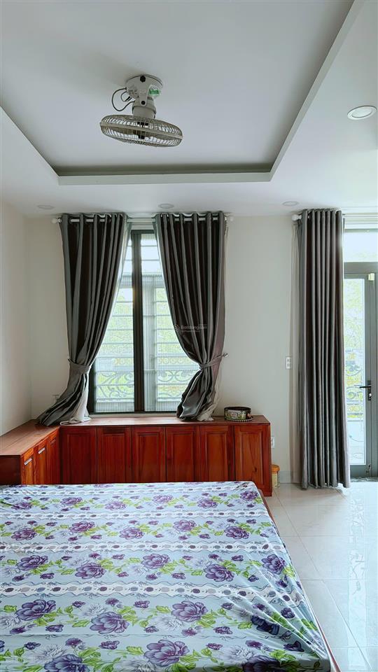 Bán nhà phố kdc 13e intresco phong phú bình chánh cạnh trường đại học kinh tế giá siêu rẻ đón tết
