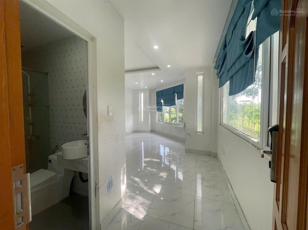 Nhà bán căn góc  7 x 19m  kdc 13c (greenlife) xã phong phú cũ  sổ hồng ngân hàng hỗ trợ vốn