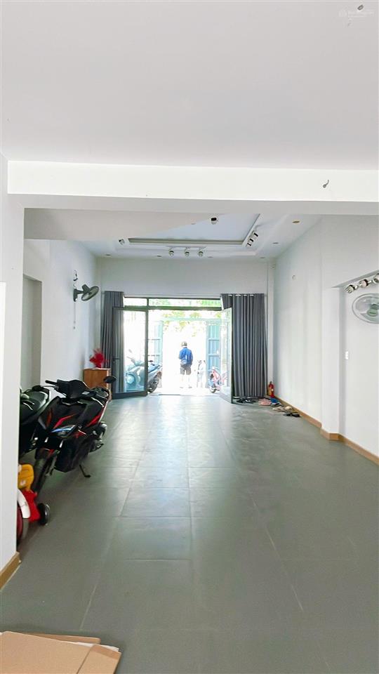 Cho thuê nhà phố kdc 13c green life bình hưng, tp.hcm