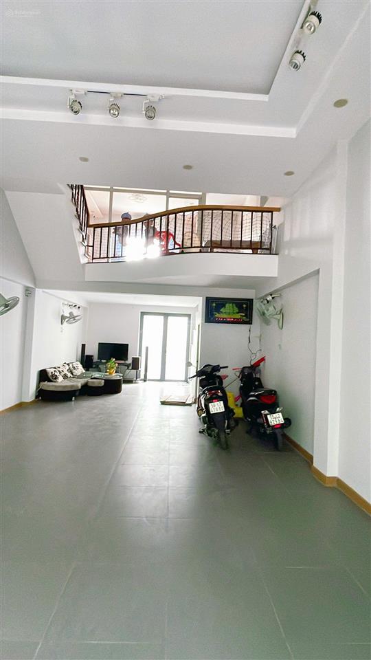 Cho thuê nhà phố kdc 13c green life bình hưng, tp.hcm