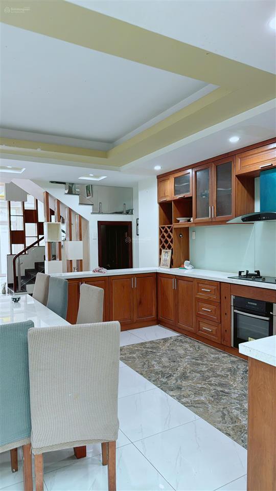 Cho thuê căn nhà phố kdc 13e intresco xã bình hưng tp.hcm giá rẻ ở ngay.