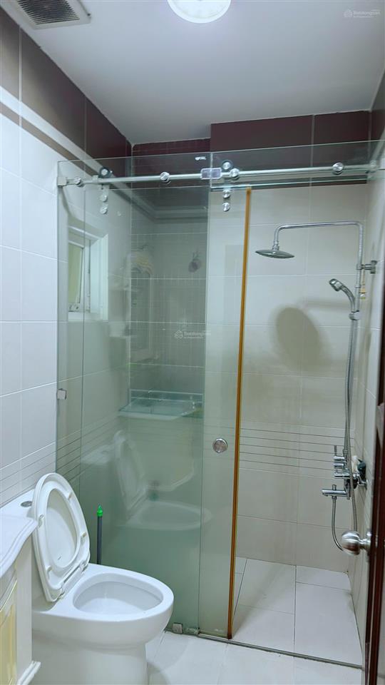 Cho thuê căn nhà phố kdc 13e intresco xã bình hưng tp.hcm giá rẻ ở ngay.